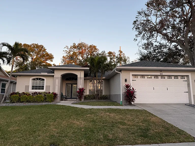 165 Brookside Ct — Photo 1