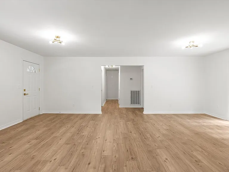 5530 Browntown Rd — Photo 13