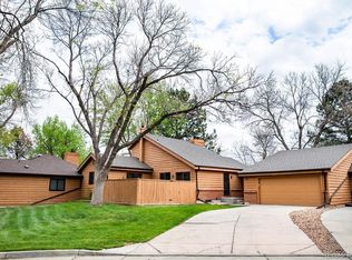 19 S Eagle Cir, Aurora, CO 80012