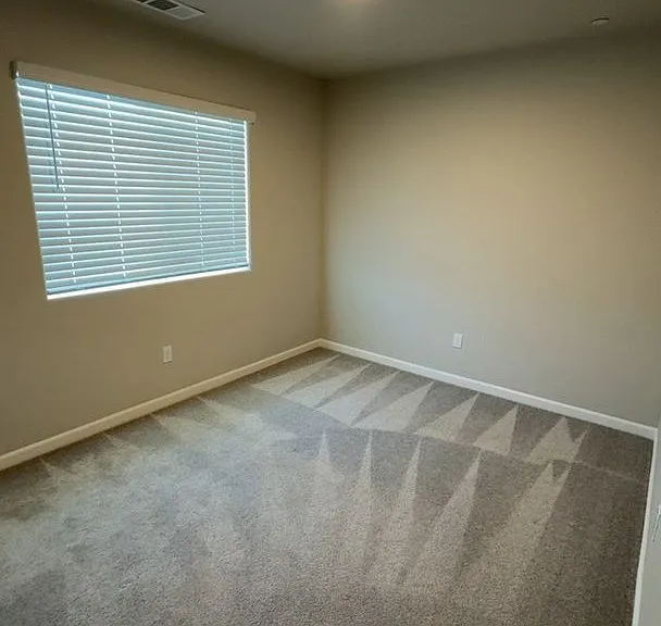 505 S Summit St #101-104 — Photo 11