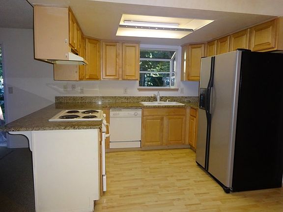 4th image of 14303 56th Ave NW