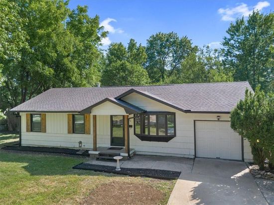 4313 E 113th Ter, Kansas City, MO 64137
