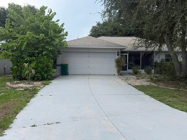 3 bed, 1398 sqft, $2,295 — Photo 1