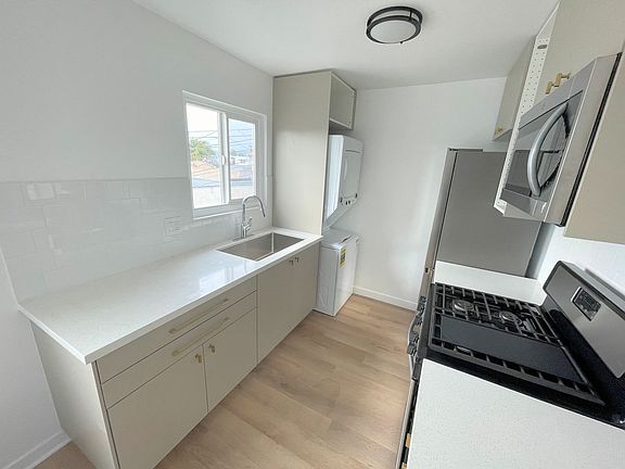2nd image of 5347 Blackwelder St APT 3