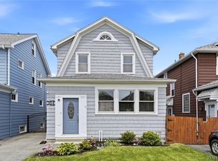 314 Sanders Rd, Buffalo, NY 14216