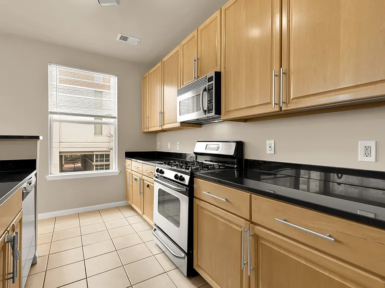 1201 E West Hwy #238 — Photo 12