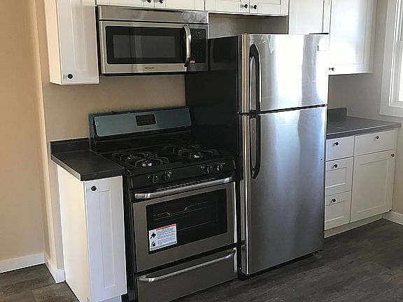      Kitchen with microwave 
