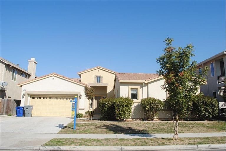 1st image of 3641 Whispering Oak Dr