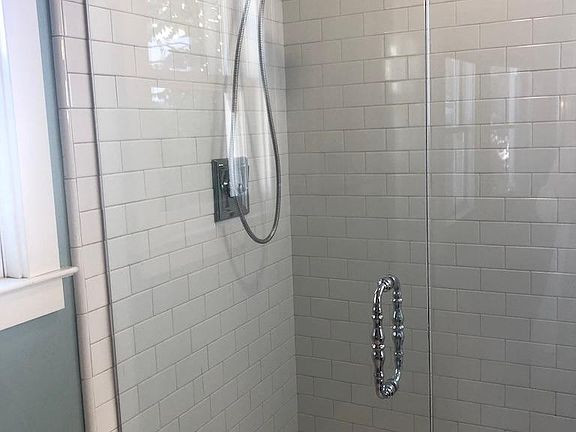5th image of 1706 G St APT 3