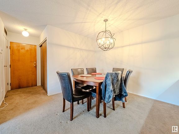 5th image of 34 Alpine Pl #204