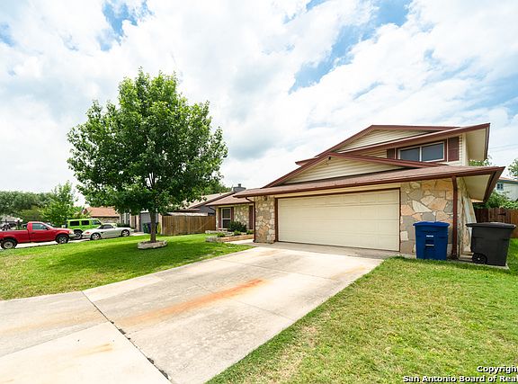 3rd image of 12323 Capeswood St