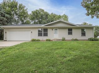 1619 High View Dr, Mount Vernon, IA 52314