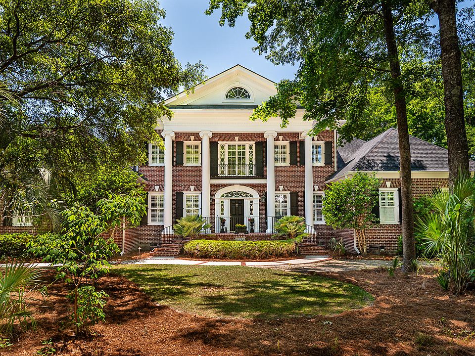 1st image of 3158 Pignatelli Cres