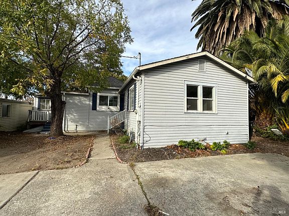 3rd image of 1672 Broadway Street #B