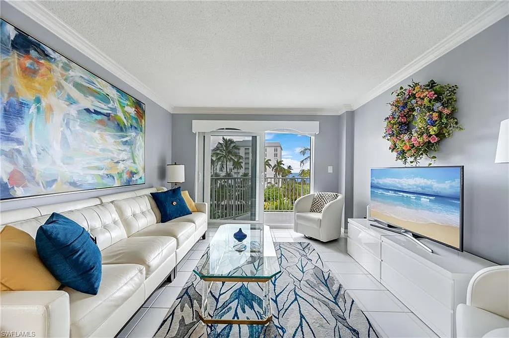 2 bed, 2.0 bath, 970 sqft, $6,500 — Photo 4