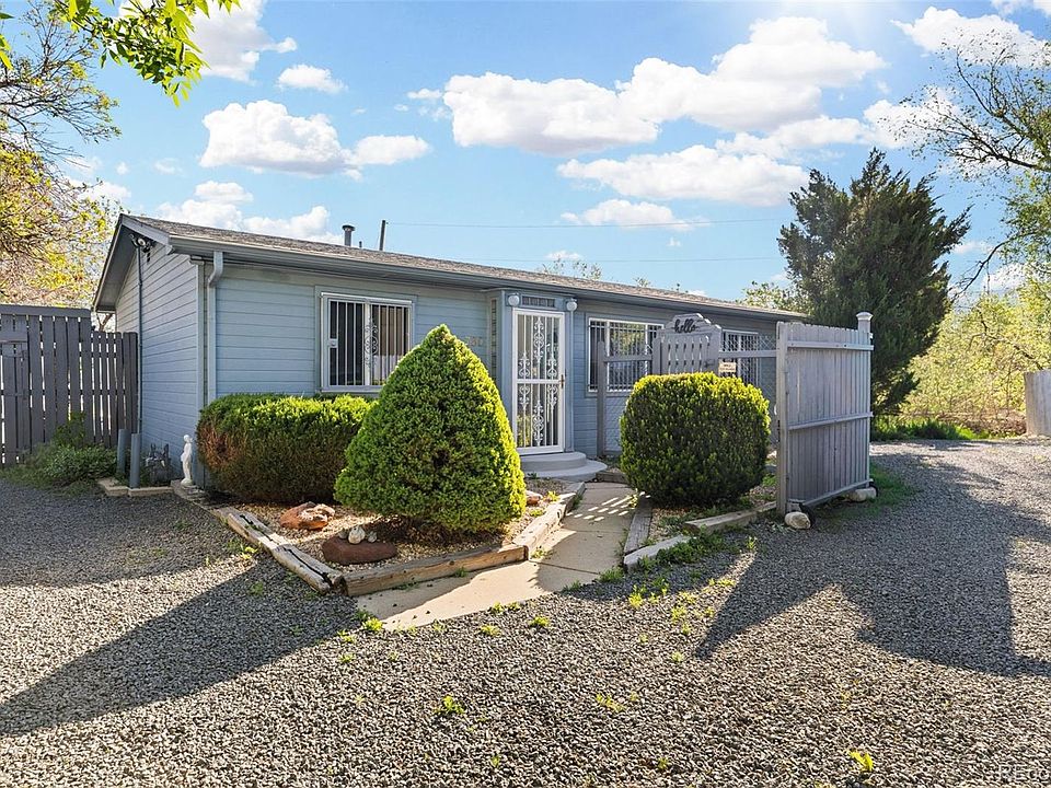 1st image of 760 Lupine Street