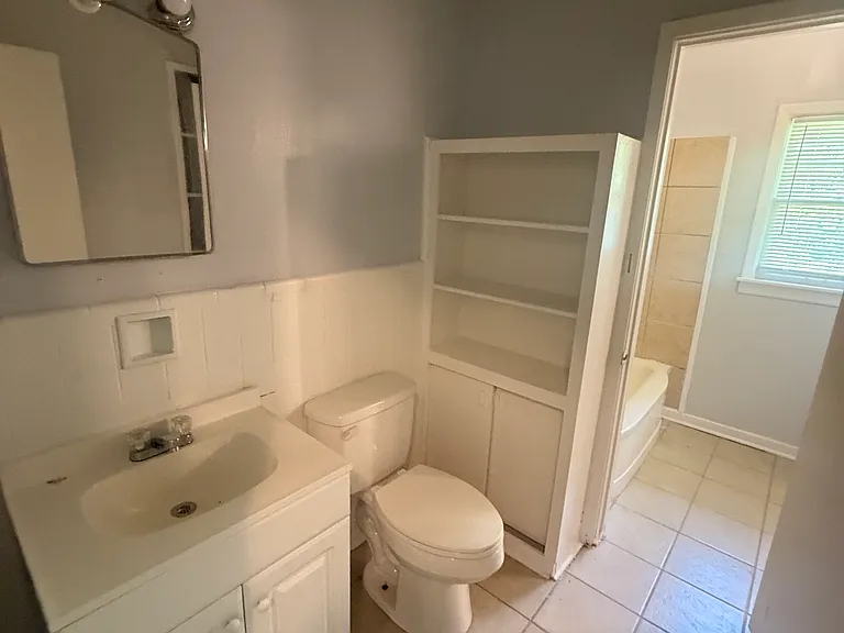 1357 Woody Dr — Photo 12