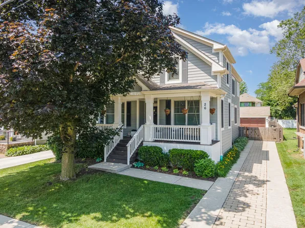 26 S Chestnut Ave, Arlington Heights, IL 60005