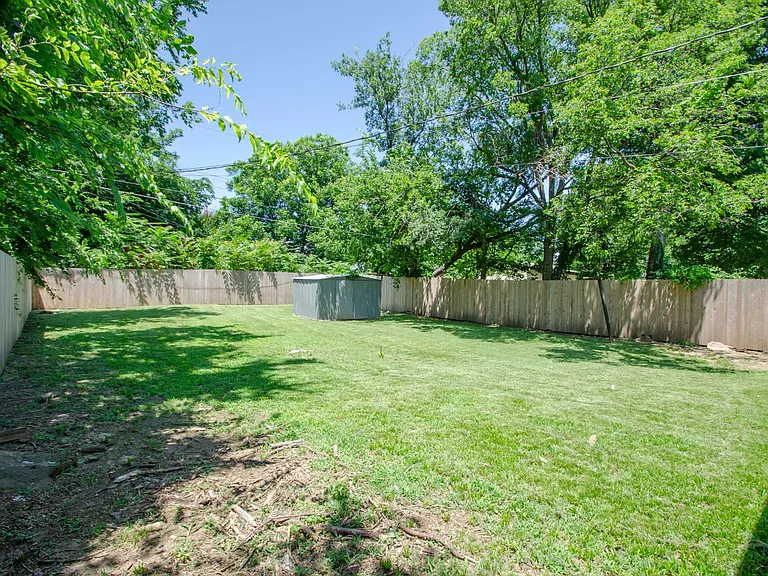 726 S Maplewood Ave — Photo 5