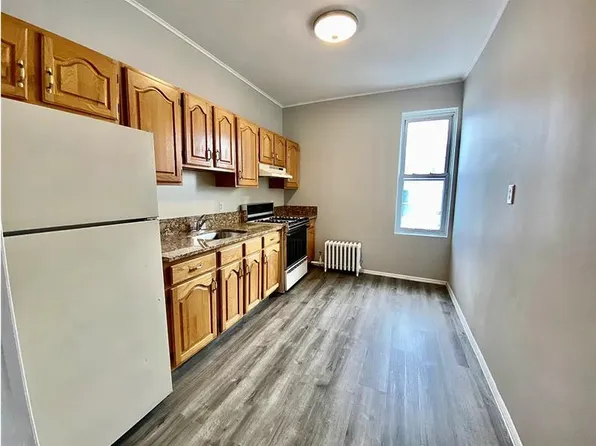 665 88th St #2, Brooklyn, NY 11228