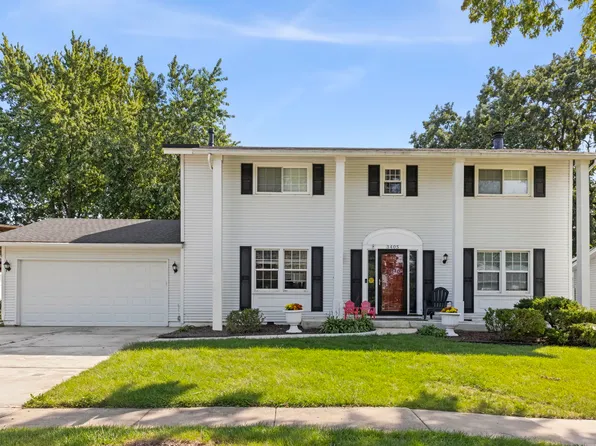 3405 Woodridge Dr, Woodridge, IL 60517