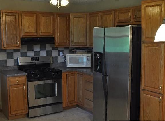 5th image of 1236 133rd Ln NE