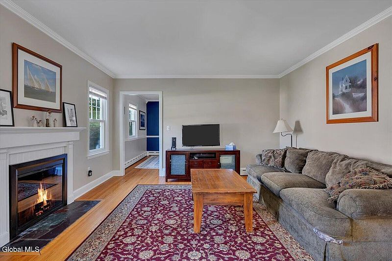 4th image of 5 Morningside Drive