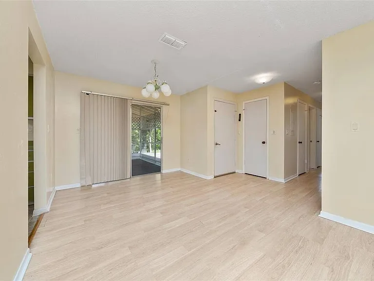 14644 SW 35th Terrace Rd — Photo 5