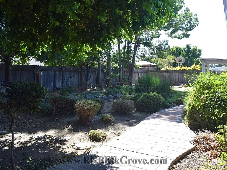 9006 El Patio Ct — Photo 14