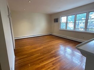 8764 124th St FLOOR 2, Richmond Hill, NY 11418
