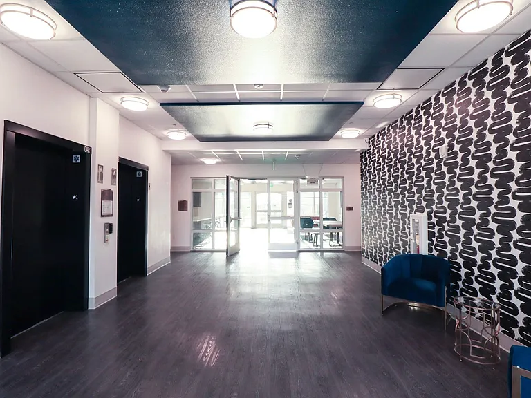 The Lawler Apartment Homes — Photo 10