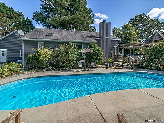 2nd image of 64 Keel Ct