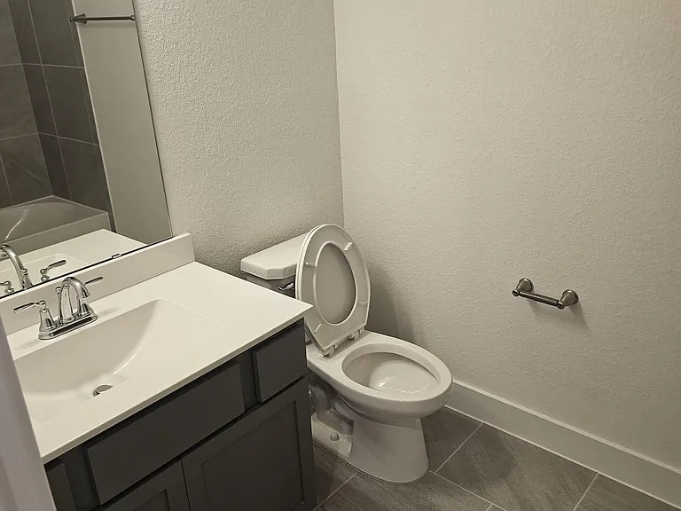 21130 Medina River Dr — Photo 7