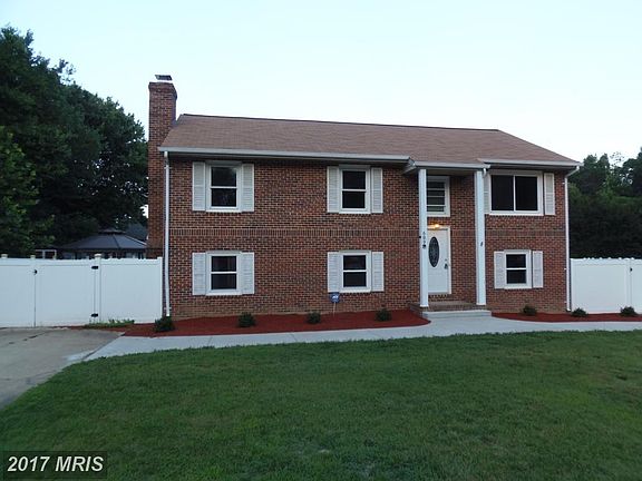 2nd image of 689 Folin Ct