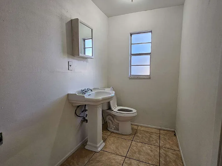 739 Lunar Lake Cir — Photo 5