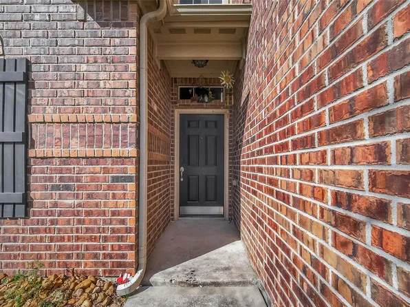 1019 Arnica St, Baytown, TX 77521