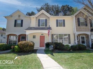 1682 Camden Forrest Trl, Riverdale, GA