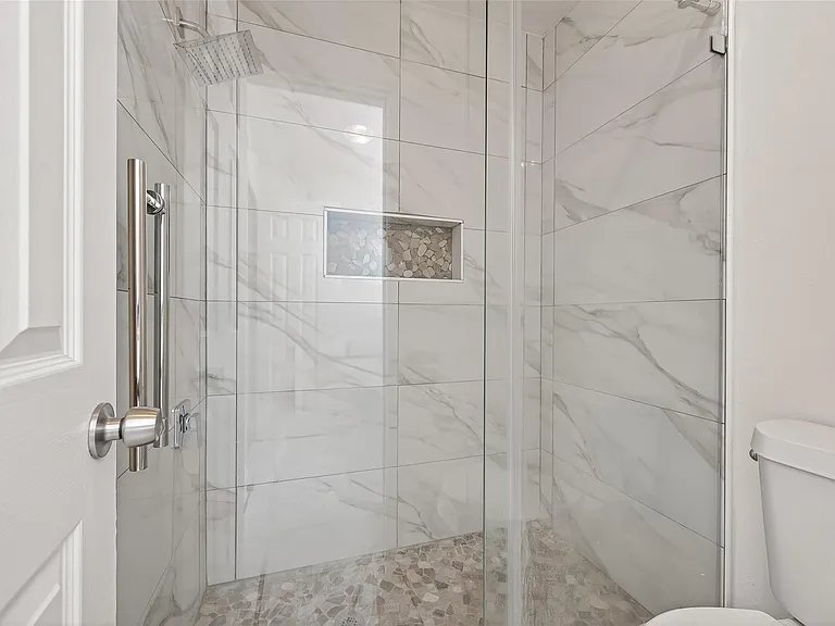 14914 W Bend Dr — Photo 26