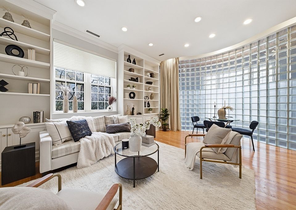 1st image of 81 Glen Rd #S2