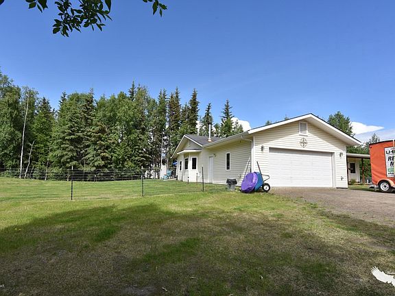 2nd image of 2322 Blue Sparkle Dr