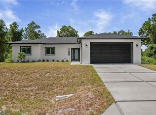 1142 Dutchess St E, Lehigh Acres, FL 33974