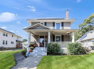 44 Raymond St, Framingham, MA 01702