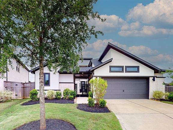 2nd image of 31727 Splitting Willow Way