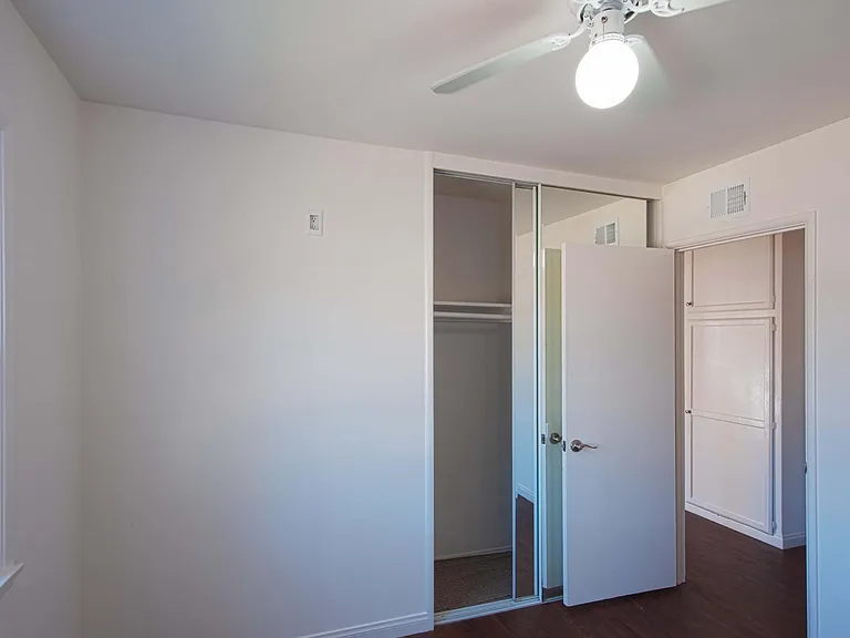 4118 Caflur Ave — Photo 15