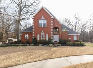 3021 E Summershade Dr, Fayetteville, AR 72703