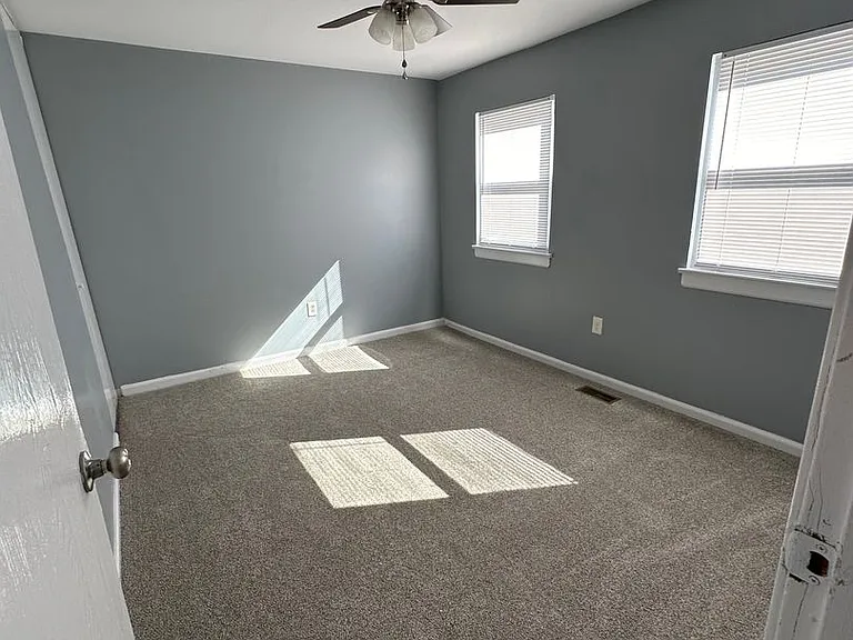 2115 Binford Ln — Photo 14