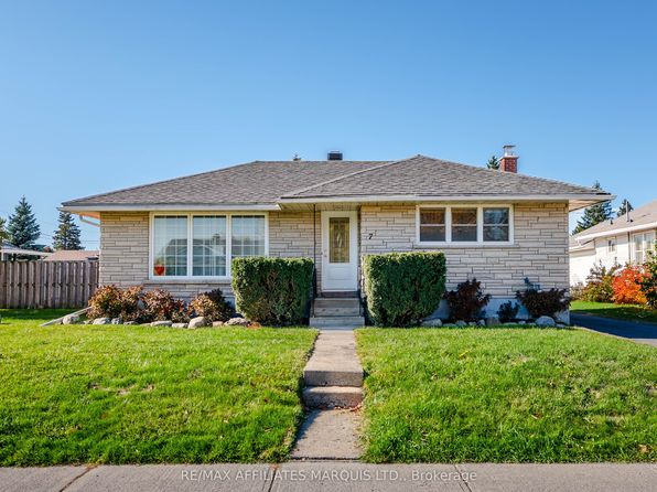 7 Farran Dr, South Stormont, ON K0C 1M0