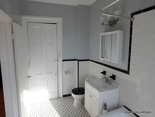 Rented by Brooklyn Bound Realty | media 16