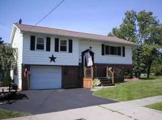 8 Roland Rd, Jamestown, NY 14701