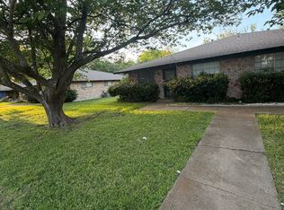 607 Arbor Ln, Lancaster, TX 75134